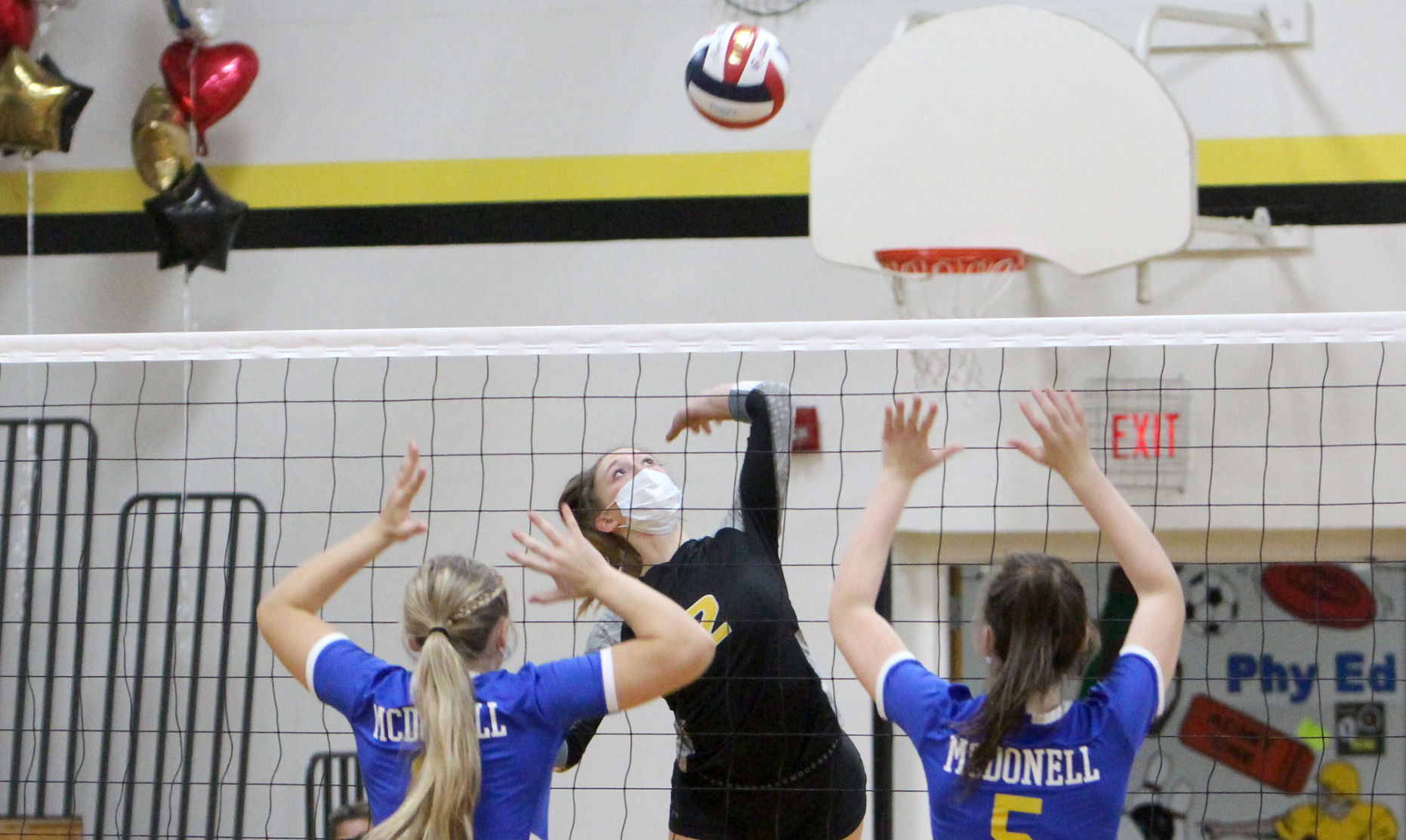 McDonell at Cadott volleyball 10-8-20